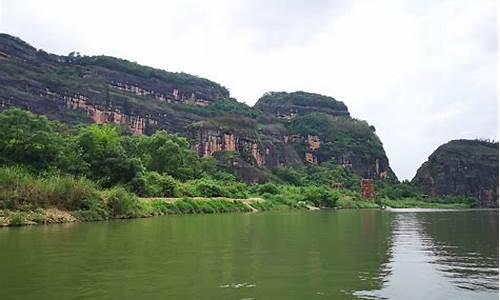 龙虎山旅游攻略半日游线路_龙虎山旅游攻略半日游线路图