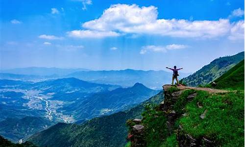 湘潭大学到武功山旅游攻略_湘潭到武功山怎么坐车